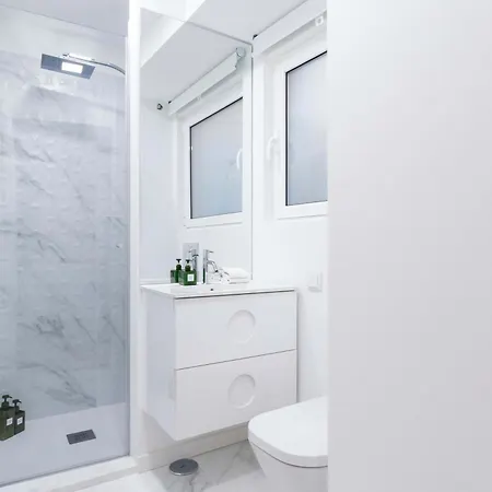 Perfect, Cool, Aircon, 2 Beds 2 Bath Best Location Lisbon Exterior photo